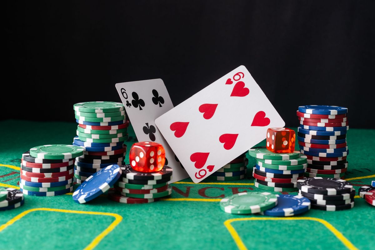Vn Casino کیسینو میں پوکر گیمز